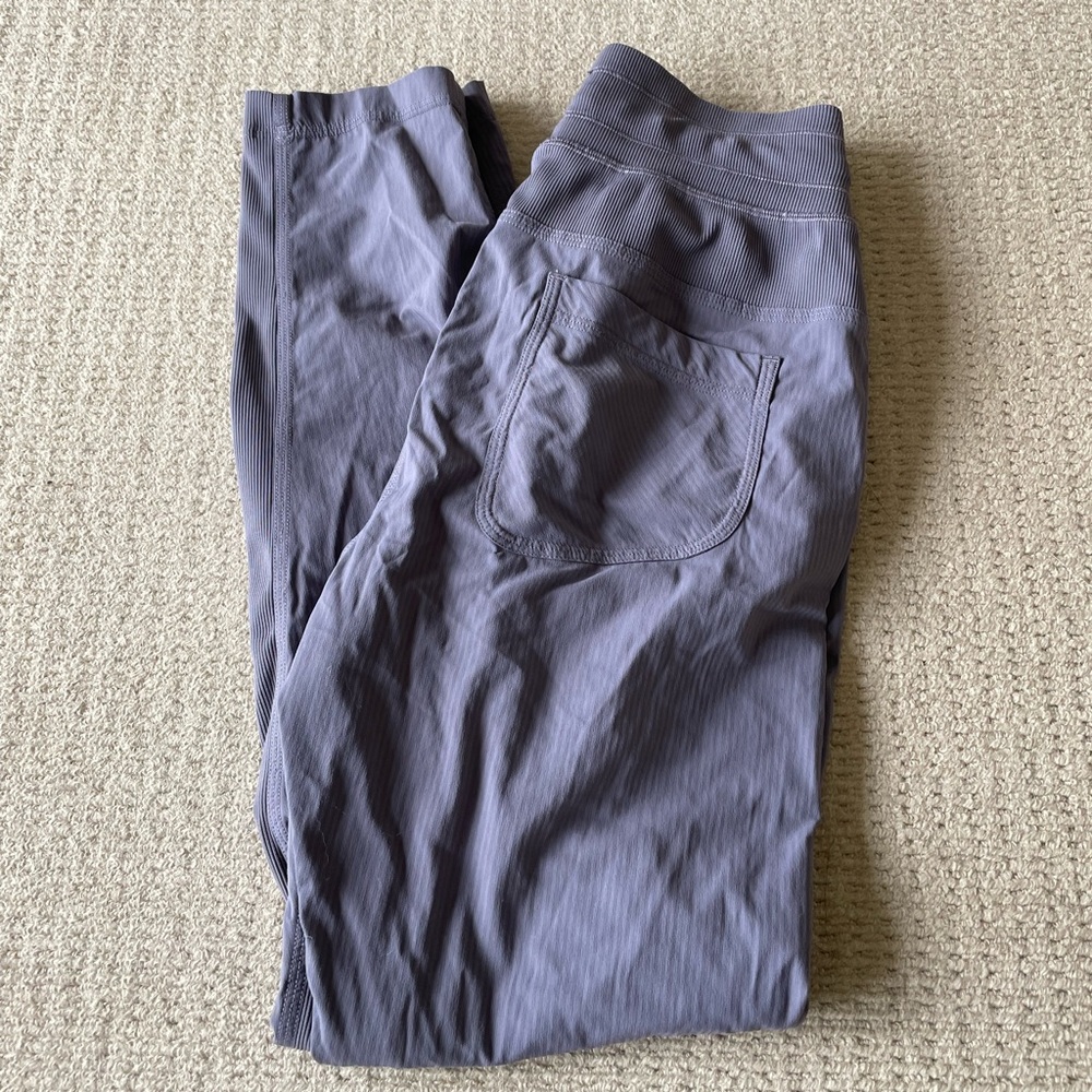 Lululemon joggers